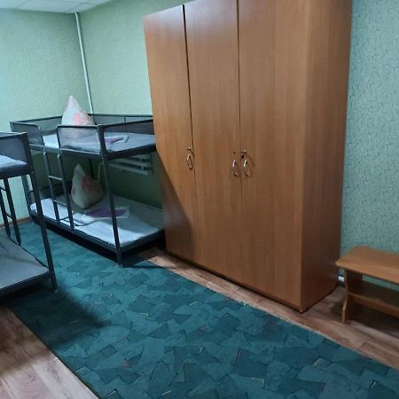 Мини-Отель "Алатау",Хостел Павлодар Екстер'єр фото