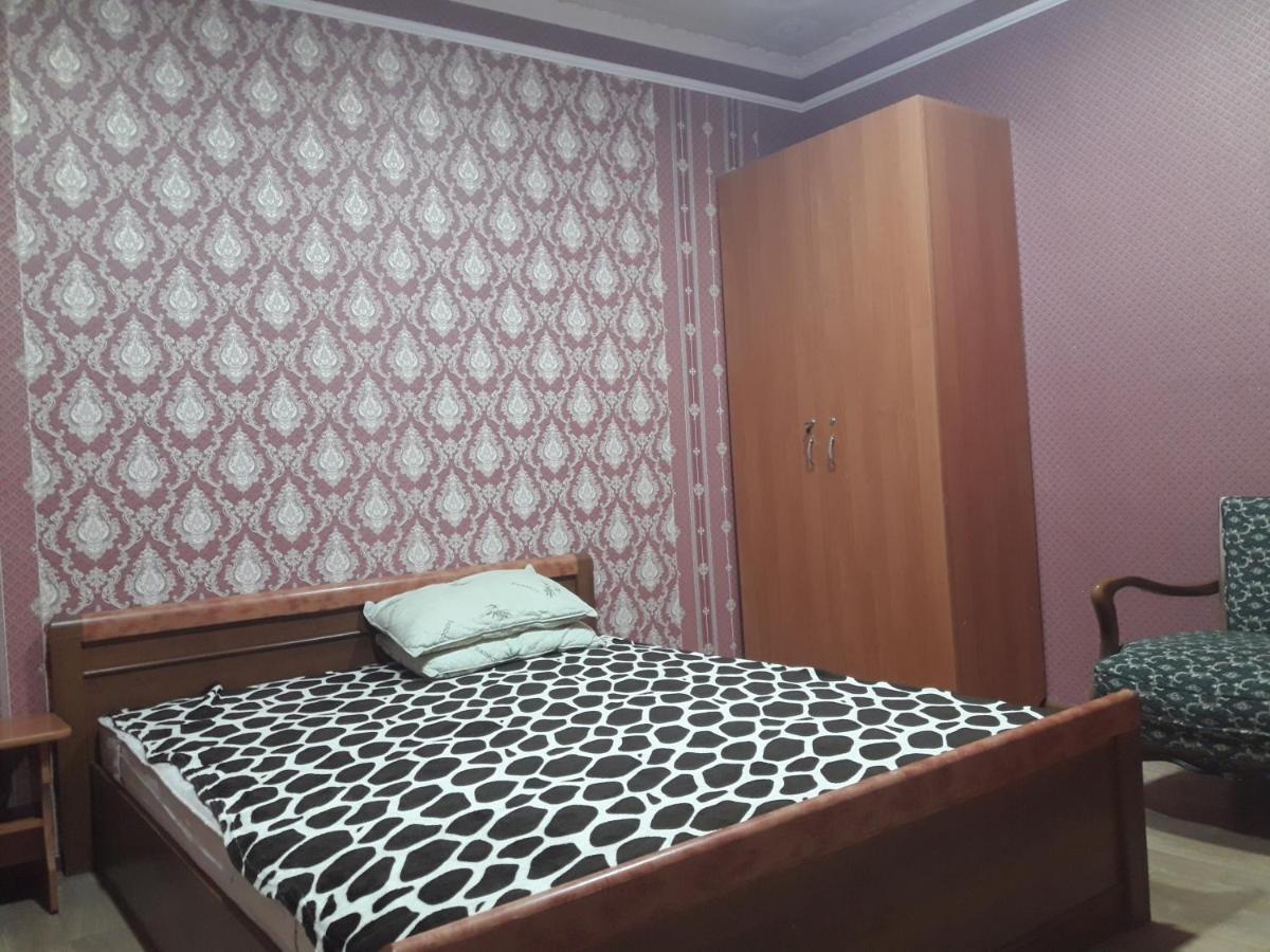 Мини-Отель "Алатау",Хостел Павлодар Екстер'єр фото